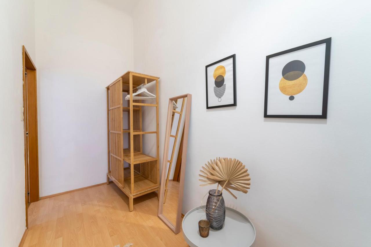 Josef'S Home I Comfort Studio I City Center Виена Екстериор снимка