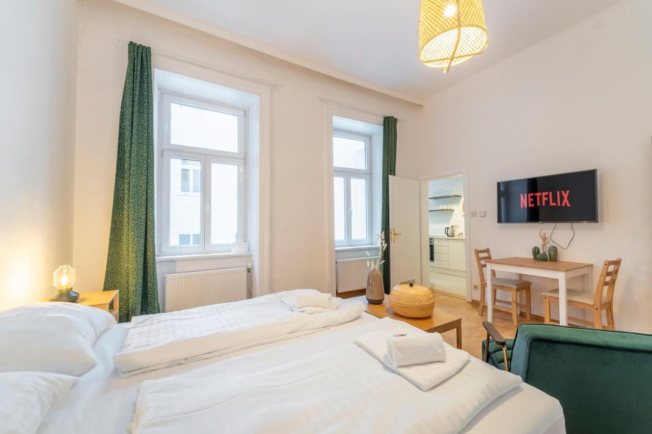 Josef'S Home I Comfort Studio I City Center Виена Екстериор снимка